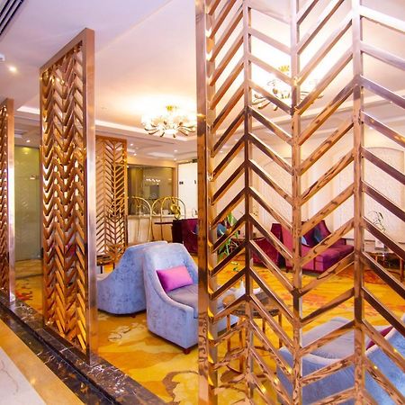 فندق هوليداي الخليج الرياض - Holiday Al Khaleej Hotel Экстерьер фото
