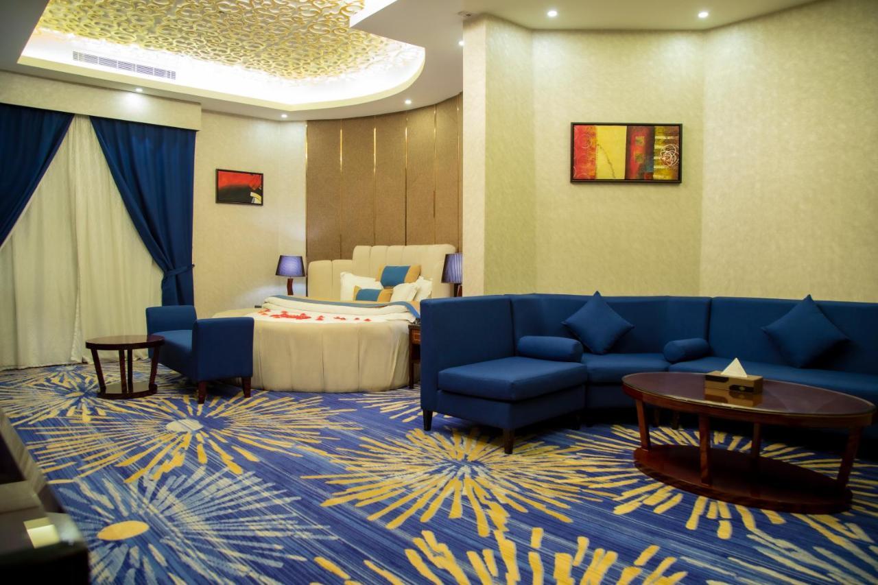 فندق هوليداي الخليج الرياض - Holiday Al Khaleej Hotel Экстерьер фото