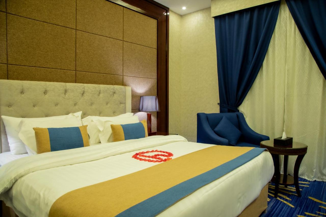 فندق هوليداي الخليج الرياض - Holiday Al Khaleej Hotel Экстерьер фото