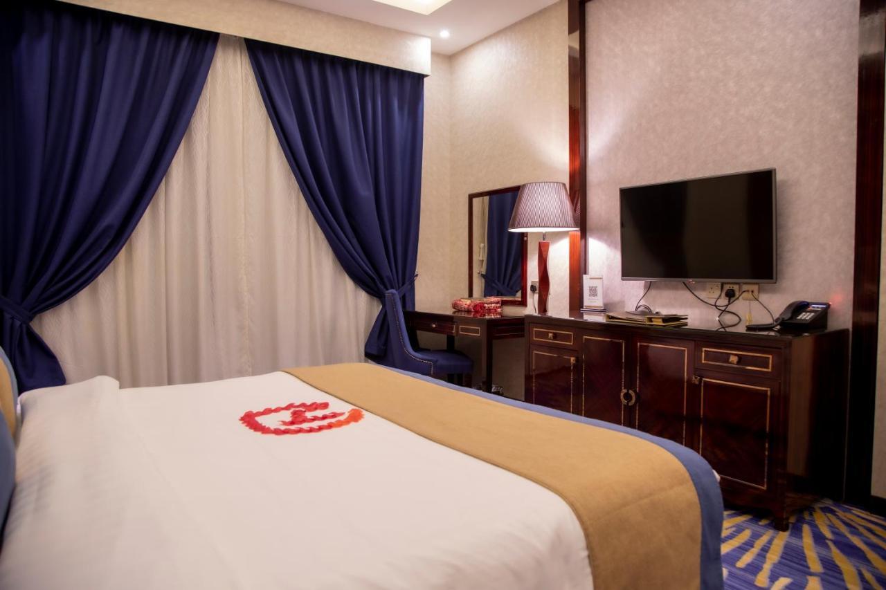 فندق هوليداي الخليج الرياض - Holiday Al Khaleej Hotel Экстерьер фото