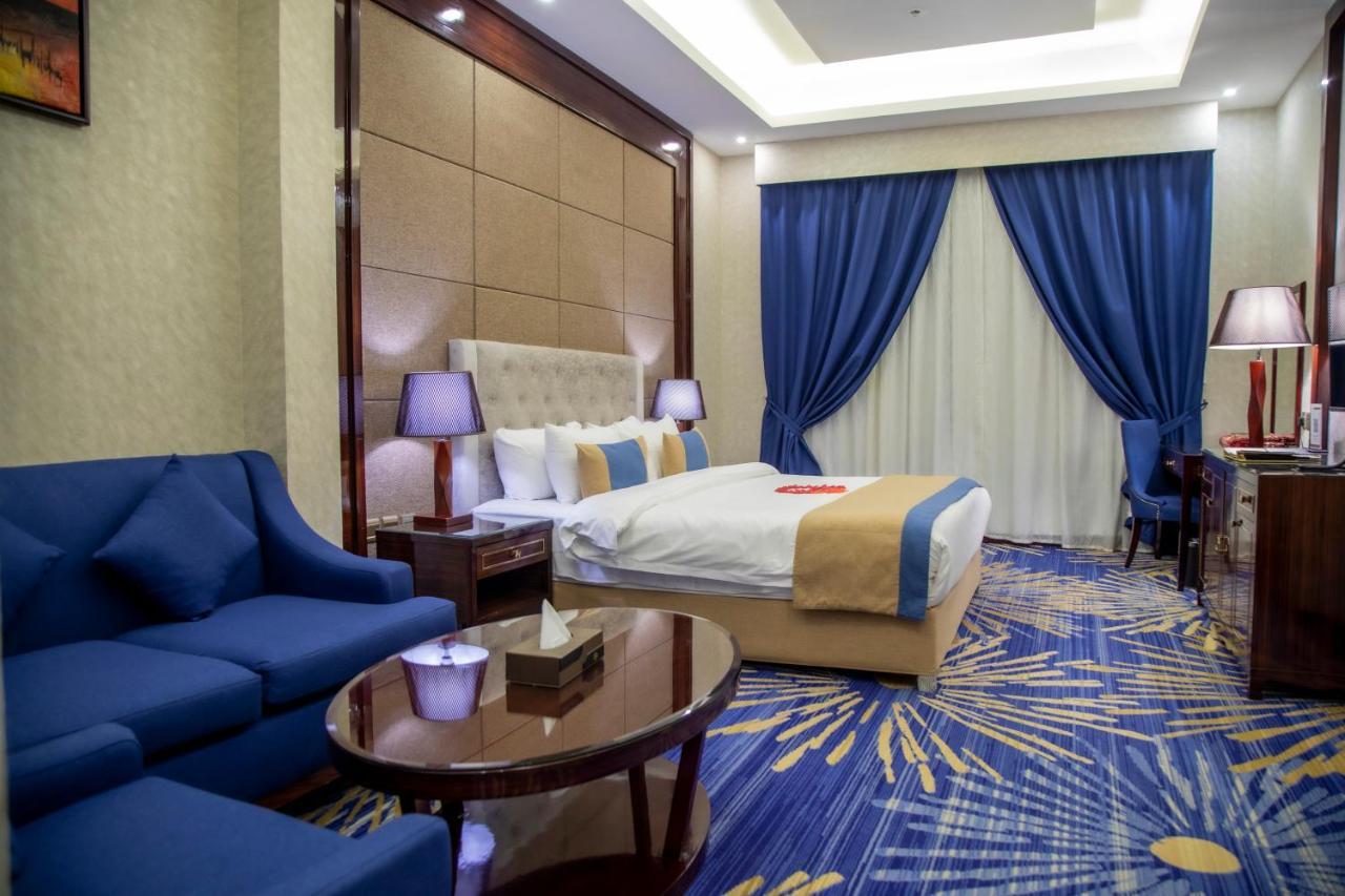فندق هوليداي الخليج الرياض - Holiday Al Khaleej Hotel Экстерьер фото