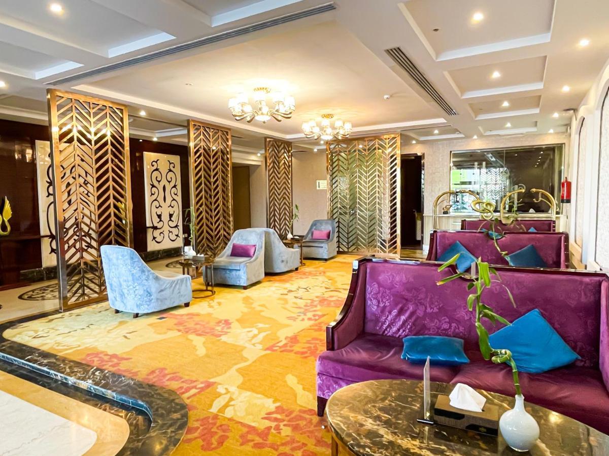فندق هوليداي الخليج الرياض - Holiday Al Khaleej Hotel Экстерьер фото