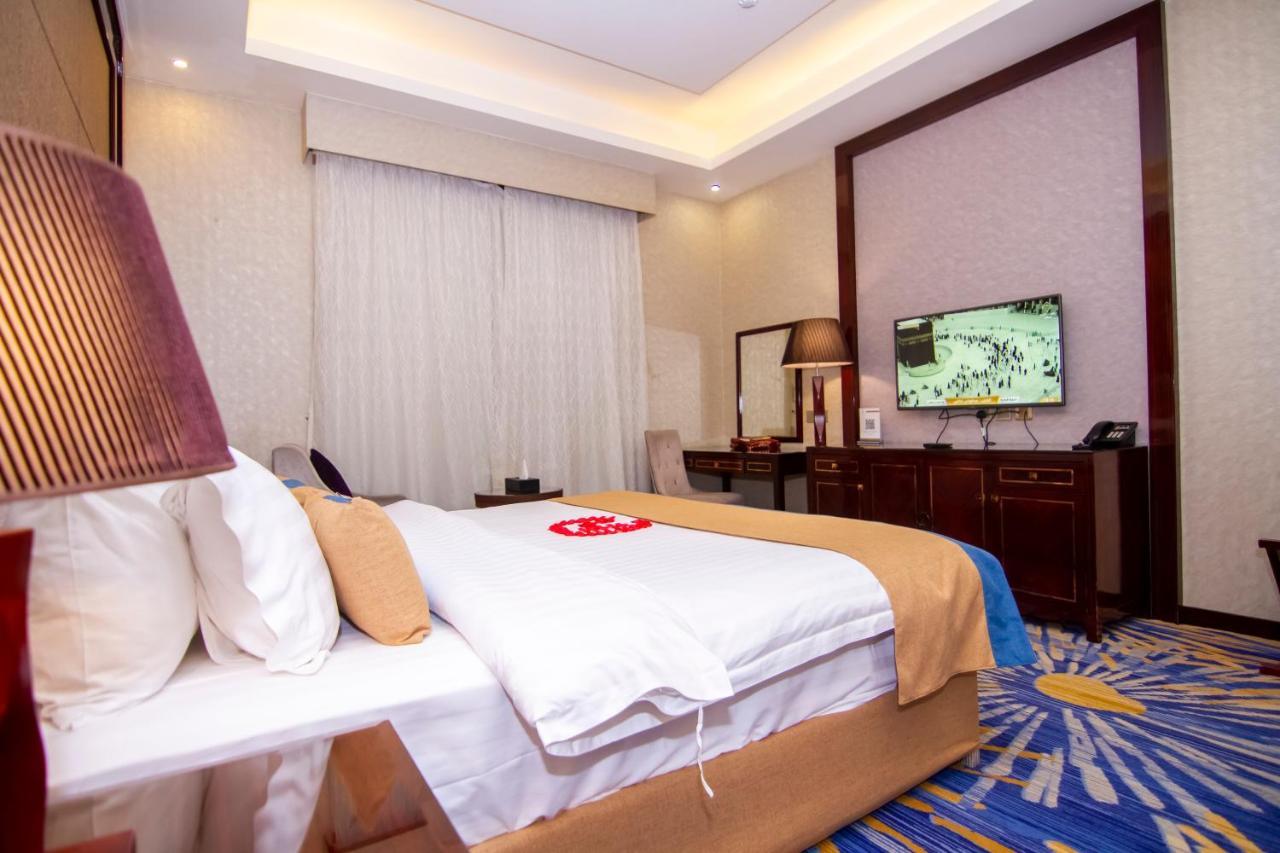 فندق هوليداي الخليج الرياض - Holiday Al Khaleej Hotel Экстерьер фото