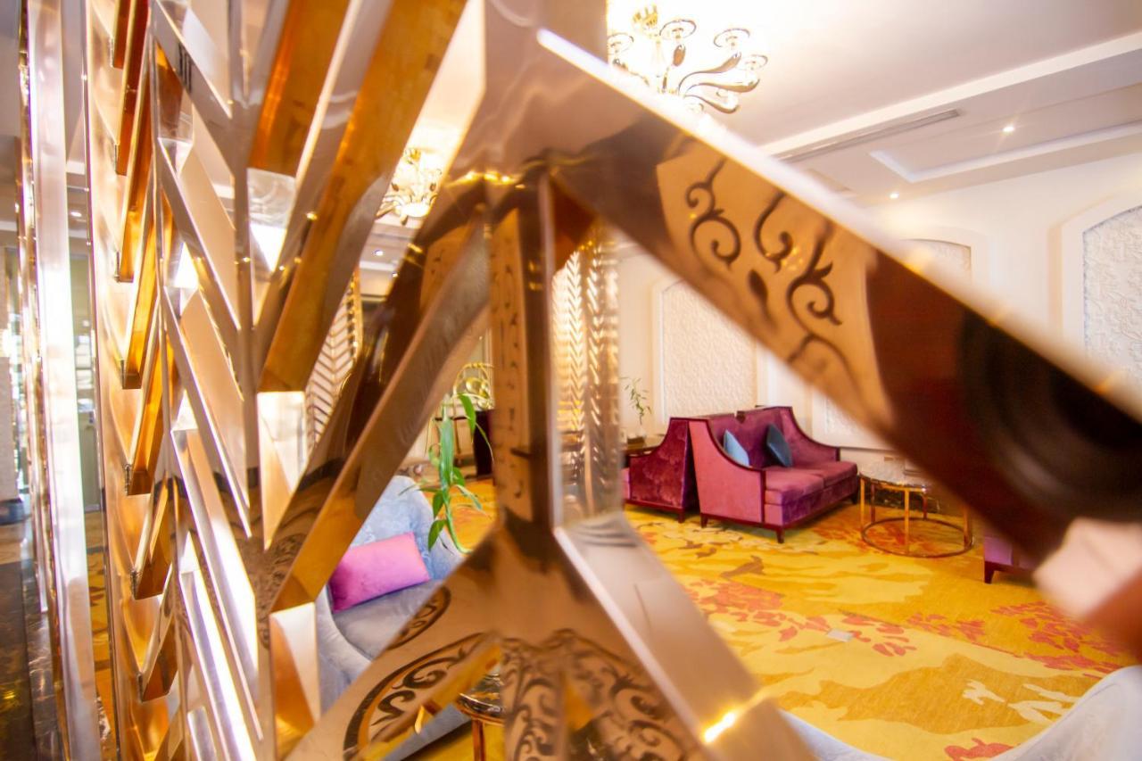 فندق هوليداي الخليج الرياض - Holiday Al Khaleej Hotel Экстерьер фото