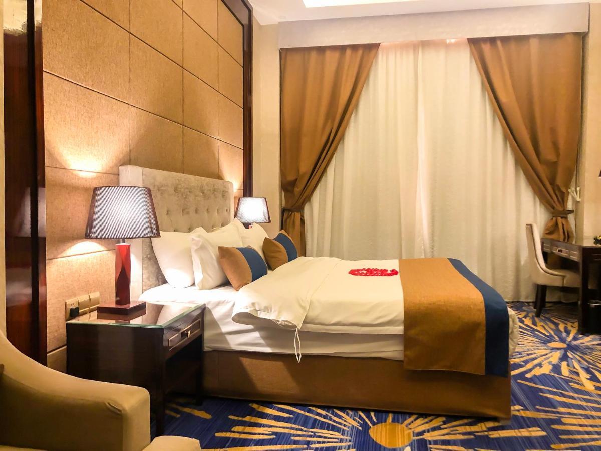 فندق هوليداي الخليج الرياض - Holiday Al Khaleej Hotel Экстерьер фото