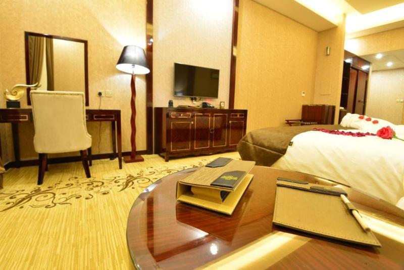 فندق هوليداي الخليج الرياض - Holiday Al Khaleej Hotel Экстерьер фото