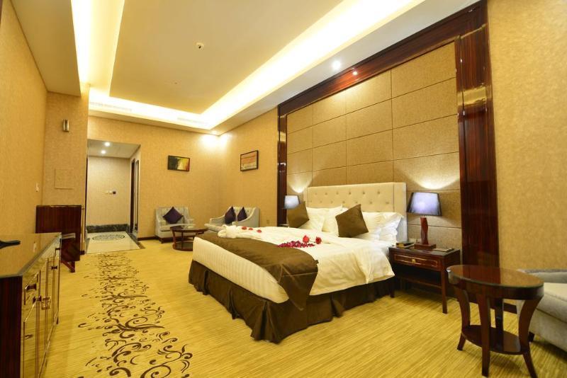 فندق هوليداي الخليج الرياض - Holiday Al Khaleej Hotel Экстерьер фото
