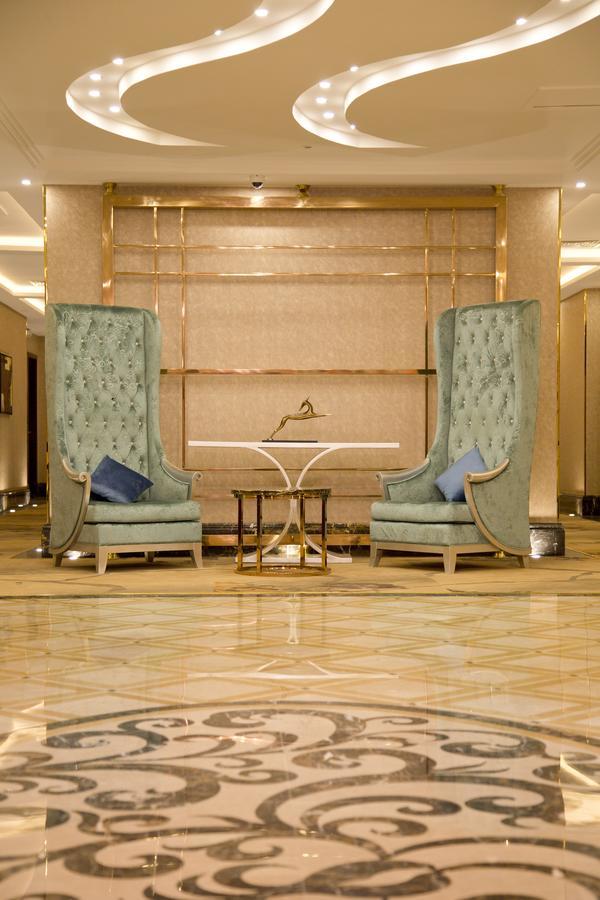 فندق هوليداي الخليج الرياض - Holiday Al Khaleej Hotel Экстерьер фото