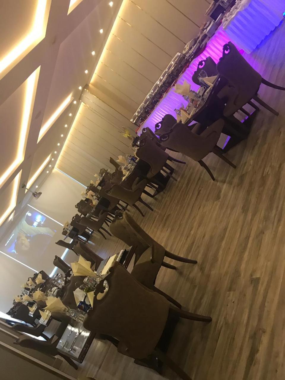 فندق هوليداي الخليج الرياض - Holiday Al Khaleej Hotel Экстерьер фото